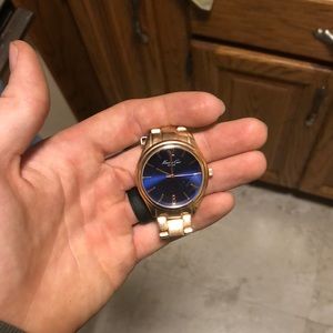 Women’s Kenneth Cole watch